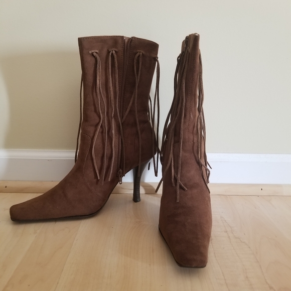 Size 8.5 Fringe Tassel Boots by Bamboo - Picture 3 of 13